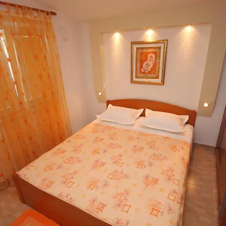 2709d Apartment *